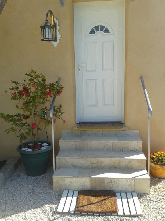 B&B Le Clos Des Cigales Cassis Room photo