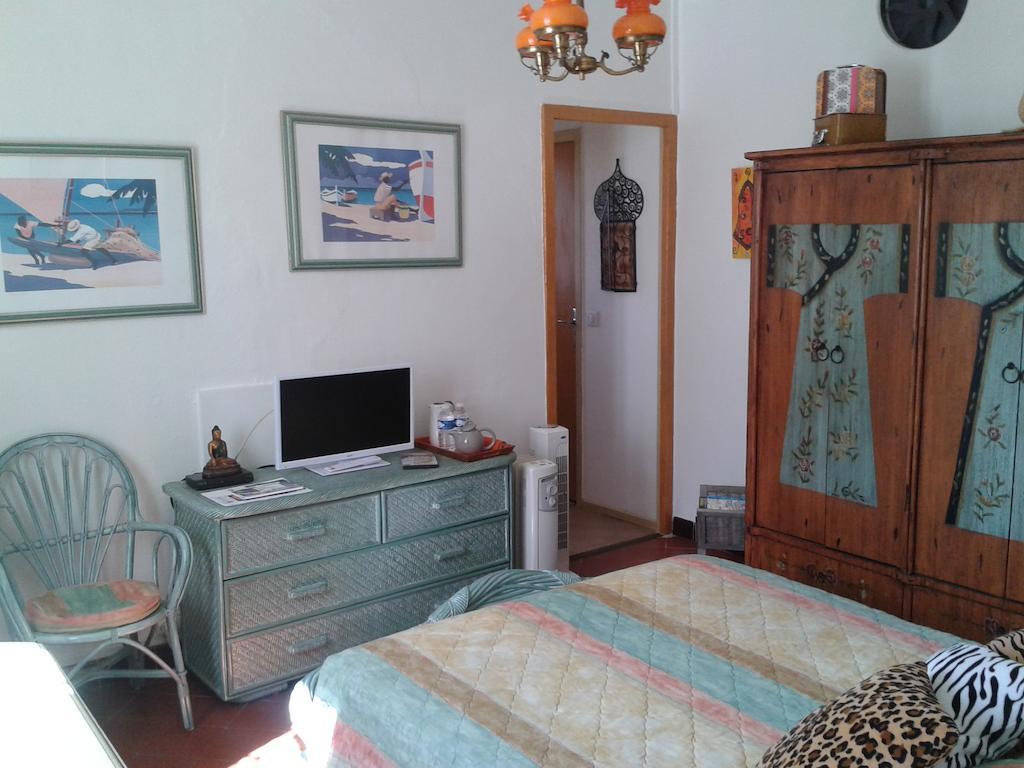 B&B Le Clos Des Cigales Cassis Room photo